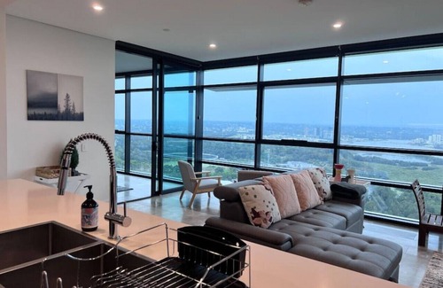 Sydney Olympic Park Apartment | High level Fabulous view 4Beds APT in Olympic Park