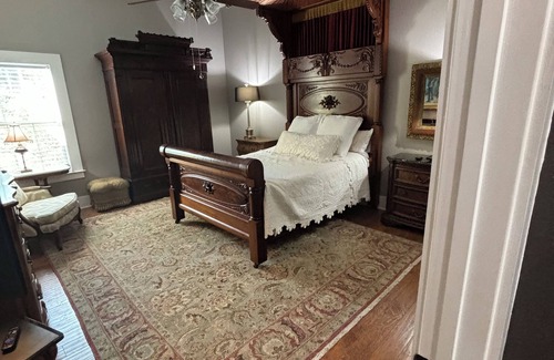 Red Rock Other | High Point 1912 Charming Farmhouse in Red Rock on six acres with 2 zone AC, WiFi