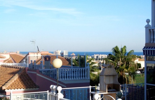 Los Altos Apartment | High quality apartment with great views over the city, salt lakes & sea WIFI Ap. B