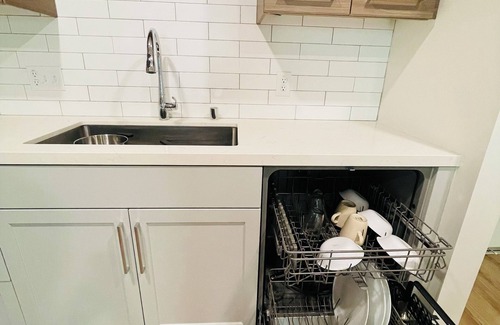 Downtown Sacramento Apartment | High-Rise and Luxury Suite: Cozy + Central