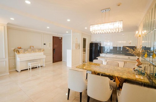 District 4 Apartment | High Rise Beautiful 2BR Apartment Central Saigon