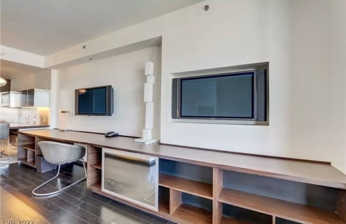 Las Vegas Apartment | High Rise Luxury Condo in Las Vegas
