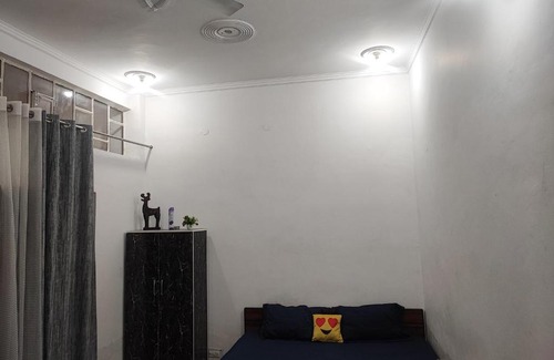 Jacobpura House | High-Sky Aryan cottage