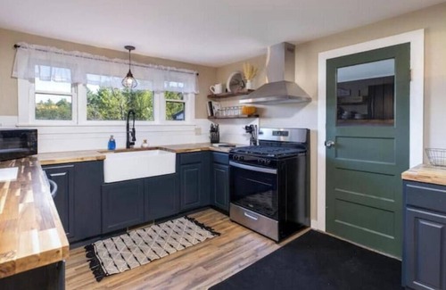 Athol House | High Street Hideaway