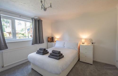 Holt House | High Trees