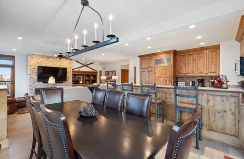 Highlands Townhomes Condo | Highalnds Lodge 303 - 3 Bedroom Residence