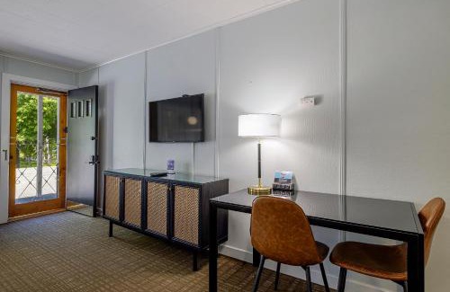 Bar Harbor Hotel | Highbrook Motel