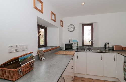 Horner Cottage | HIGHER PUTHAM BARN, pet friendly, with a garden in Wheddon Cross
