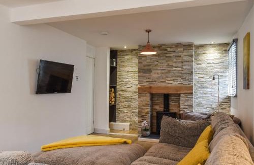 Ammanford House | Highfield Bungalow