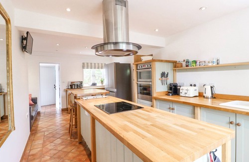 Tunstall Cottage | Highfield House