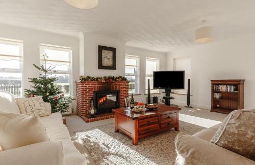 Gissing House | Highgrove