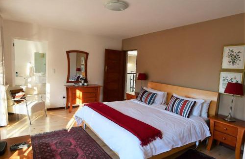 Greater Johannesburg Metropolitan Area House | Highgrove Guesthouse Sandton