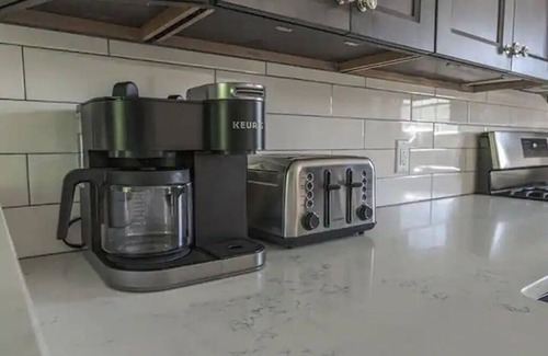 Highland House | Highland Home on 10 Acres, Family & Pet-Friendly