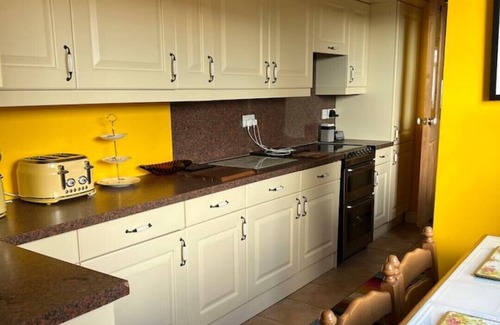 Whitehaven House | Highland View, Town house with the sea view