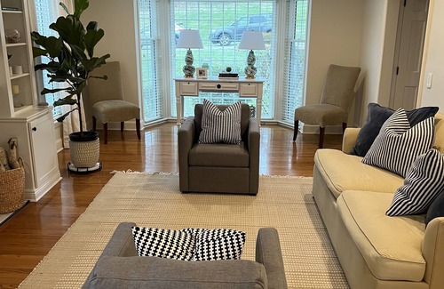 Belknap House | Highlands Charmer, close to everything, perfect Derby location