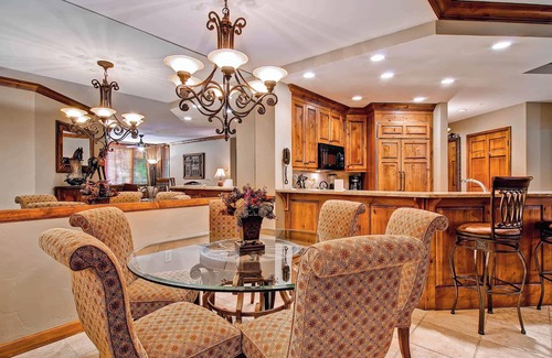 Highlands Townhomes Condo | Highlands Lodge 208 - 3 Bedroom Residence