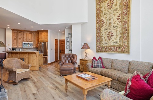 Highlands Townhomes Condo | Highlands Lodge 406 - 3 Bedroom Residence