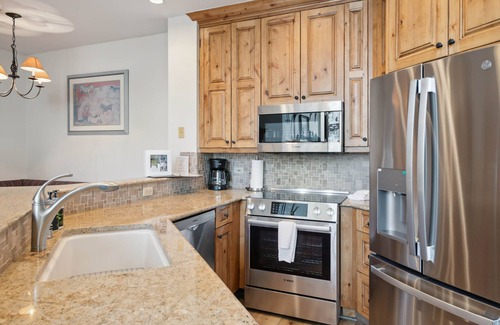 Highlands Townhomes Condo | Highlands Lodge 406 - 3 Bedroom Residence