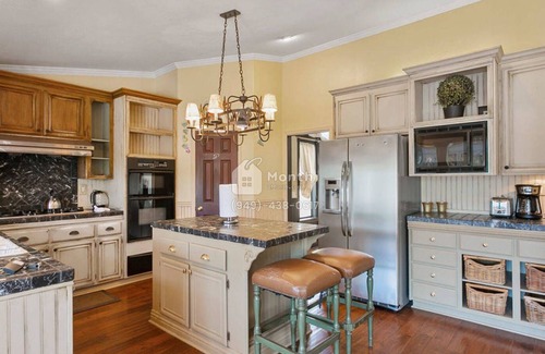 Yorba Linda House | Highly Desirable Home on Thistledown Cir