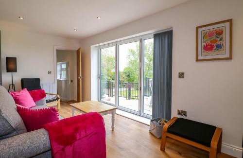 Beeley House | Highview Stables