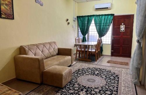 Tronoh House | Hijau Homestay
