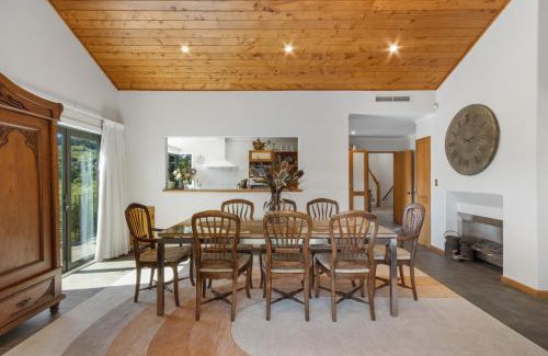 Havelock North House | Hikanui Haven - Havelock North Holiday Home