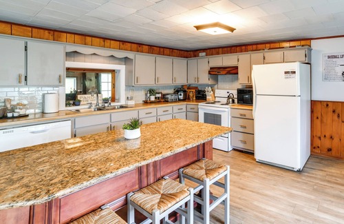 Cherry Valley House | Hike & Baseball Near Cooperstown: Home on 30 Acres