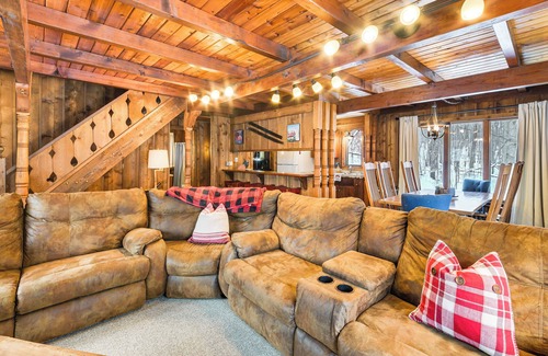 Bellaire Cabin | Hike, Golf & Explore: Cabin w/Deck in Bellaire!