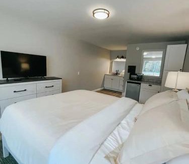 Townsend Hotel | Hiker's Haven