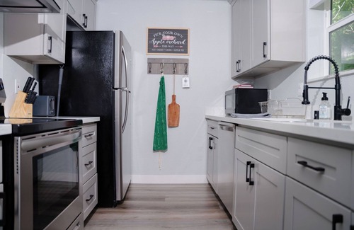 Apple Hill Condo | Hiking, Bike Trails, Family Fall Fun-Apple Hill