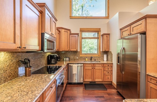 Victor House | Hiking, Fishing, Biking, Skiing all within the valley 30 min from Jackson Hole