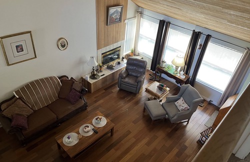Orangevale House | Hiking, SUP, Kayaking, Cycling. This Home is adjacent to Lake Natoma State Park.