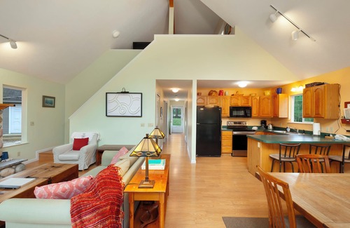 Maple City House | Hiking to Good Harbor Beach. 20 acre paradise.