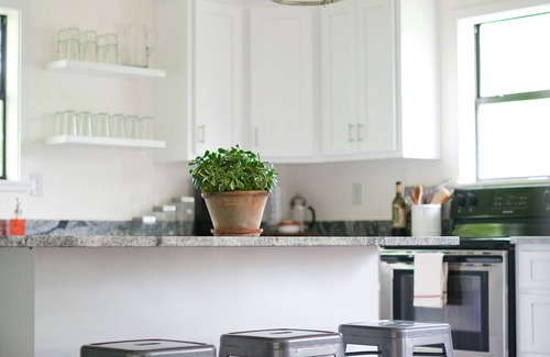 Llano House | Hill Country Hickory House-Walk to Llano River & Downtown-Free Gym Access