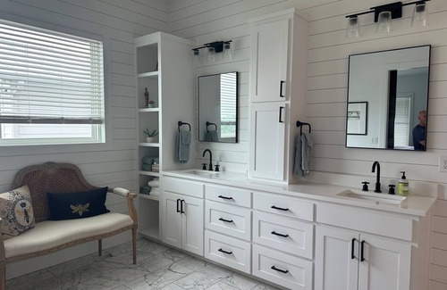 Oatmeal Other | Hill Country Tranquility - 3 bedroom Farmhouse in Bertram on a cattle farm