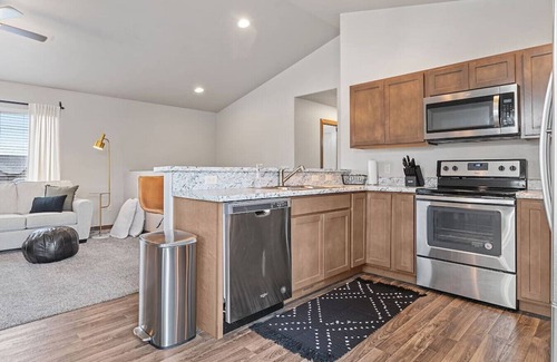 Rapid City House | Hill's View Retreat on the Edge of the Prairie