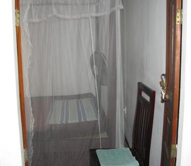 Thiranagama Resort | Hill Side Kings Villa (Colonial Bungalow)