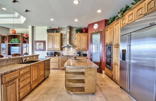 Temecula House | Hill Top Estate In The Heart Of The Wine Country W/incredible Views!