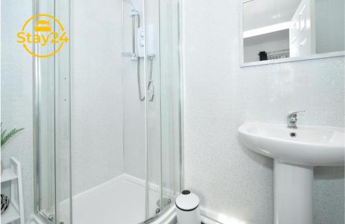 Stoke-on-Trent Apartment | Hill Top Manor