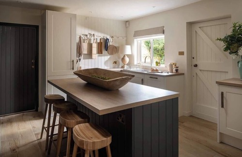 Burford House | Hill View – Cosy Cottage Stay in Burford, Cotswold