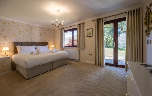 Fort William House | Hillcrest