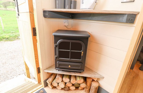 Preston Cottage | Hillcrest Shepherds Hut