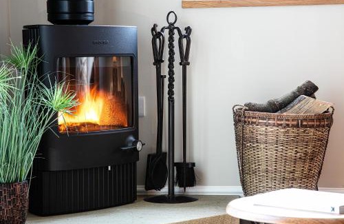 Earl Sterndale House | Hilldale Cottage