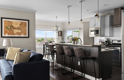 Verona House | Hillside Harbor Retreat in Hawks Woods Estates - by University Ridge & Epic