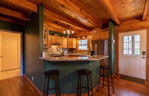 Boone Cabin | Hillside Heaven - Hot tub, pool table, firepit