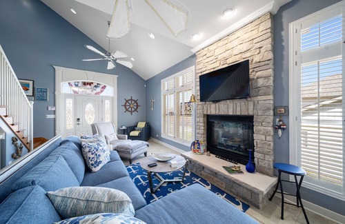 Zenda House | Hillside House Lake Geneva