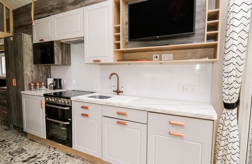 Llandrindod Wells House | Hillside Lodge
