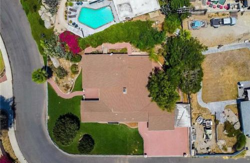 Estates at Canyon Crest House | Hillside-This is a House with 5 master suite