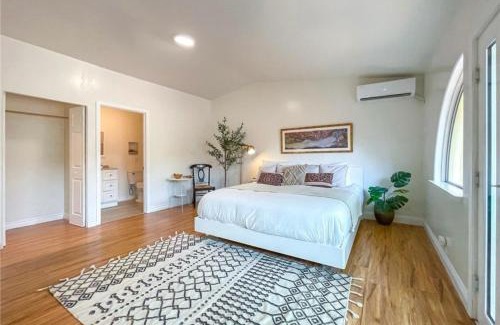 Estates at Canyon Crest House | Hillside-This is a House with 5 master suite