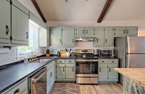 Sky Valley House | Hilltop Cottage with Hot Tub in Sky Valley, Ga